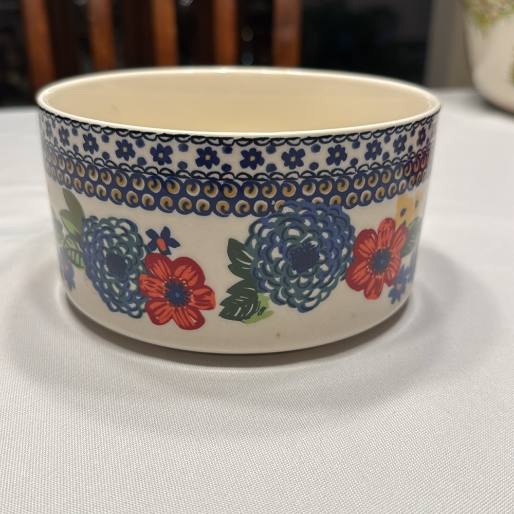 The Pioneer Woman “Dazzeling Dahlias” pattern stoneware bowl. - Picture 3 of 7